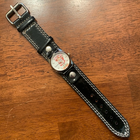 STRAWBERRY SHORTCAKE VINTAGE WATCH - Picture 1 of 4